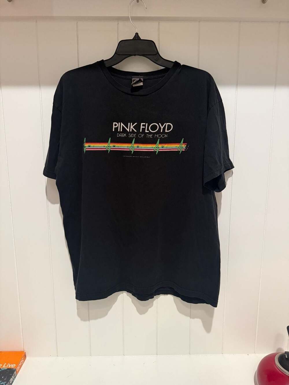 2007 Pink Floyd Dark Side Of The Moon Rockwear Band T-Shirt Size XL